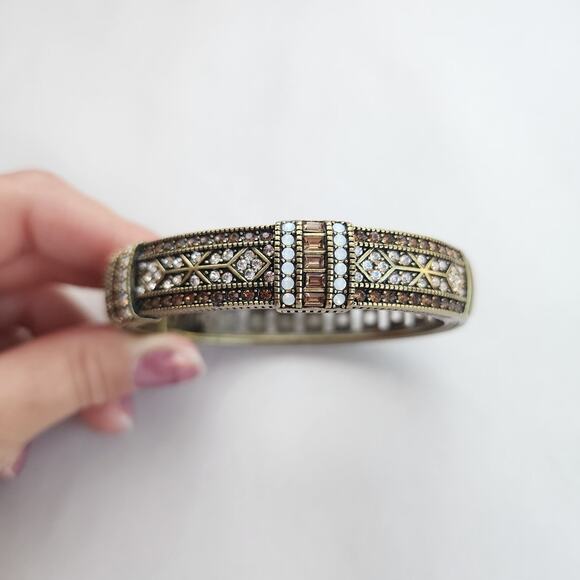 Heidi Daus Bangle Bracelet Hinge Old Gold Bronze White Crystal Age Of elegance - Picture 3 of 12